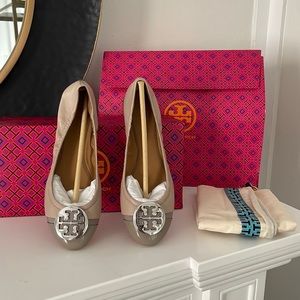 BNIB Tory Burch Flats Gray and Silver sz 7